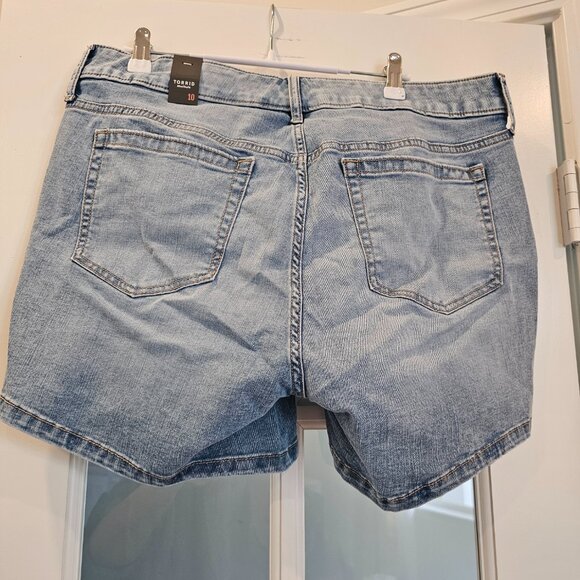 NWT-Torrid-5'' Perfect Mid-Rise Short - Picture 5 of 5